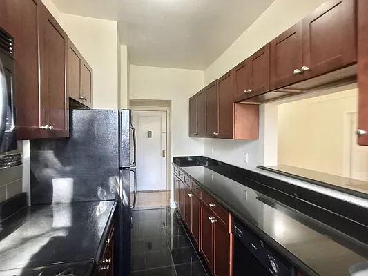 Rented by Sovereign Associates | media 4