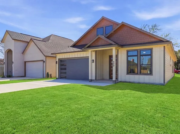 800 S 1st St, La Porte, TX 77571