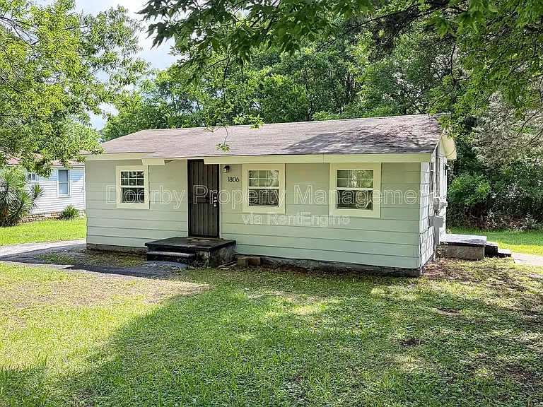 1806 Dixon St — Photo 13