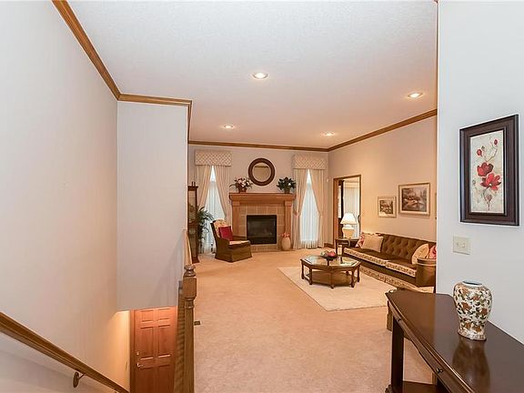 5th image of 4508 Heintz Ave
