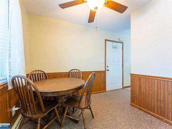 3rd image of 404 Kent Rd