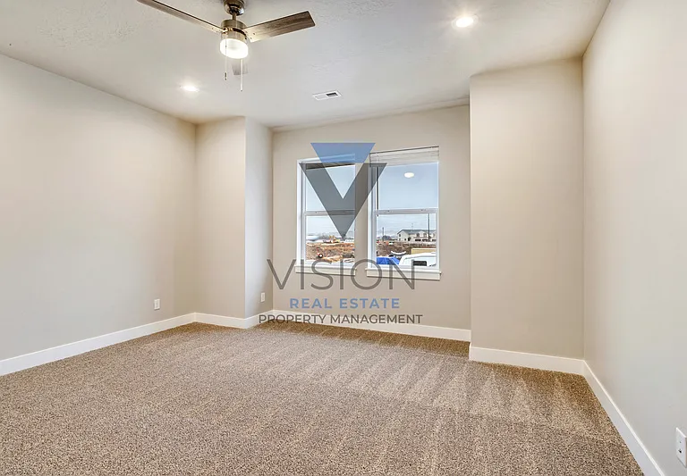 1098 S High Ridge Rd — Photo 22