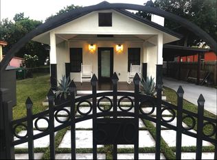 570 NW 97th St, Miami, FL 33150