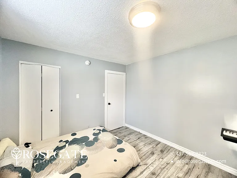 318 Erb St W #3 — Photo 13