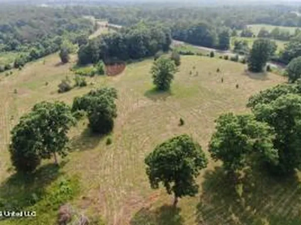 1 Highway 4 W #1, Holly Springs, MS 38635