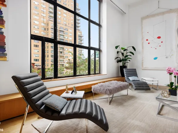 1 West 67th Street image 2 of 12