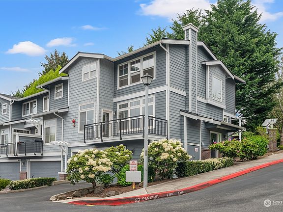 2nd image of 8702 124th Avenue NE #8720