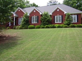 1922 Stoneridge Dr, Auburn, AL 36830