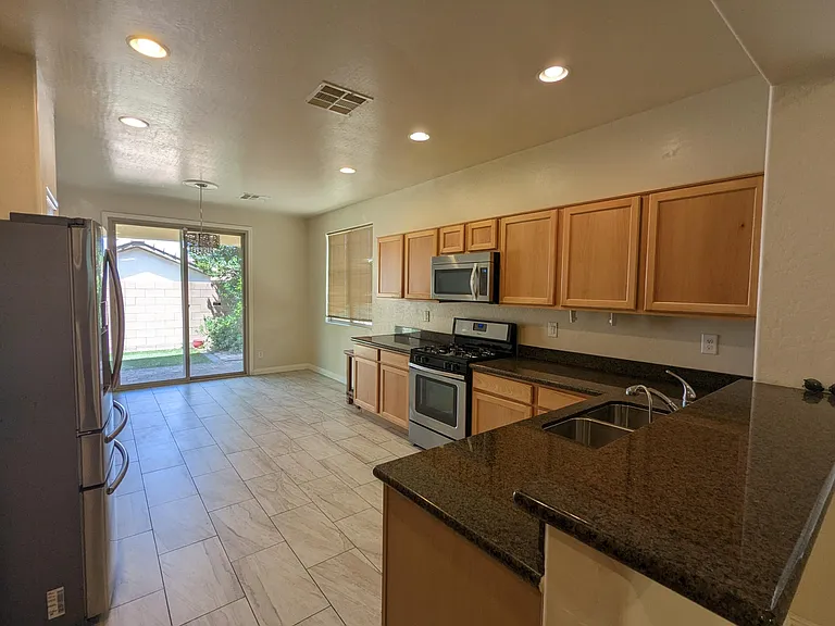 372 Windmill Croft Dr — Photo 9