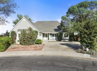 1621 Foxmeadow Ct, Los Banos, CA 93635
