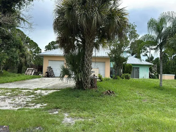 9075 64th Ave, Sebastian, FL 32958