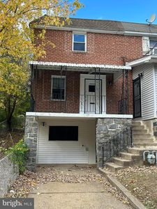 6643 Church Ln, Upper Darby, PA, 19082