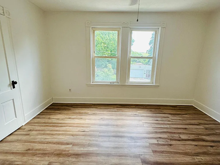 182 East St — Photo 24