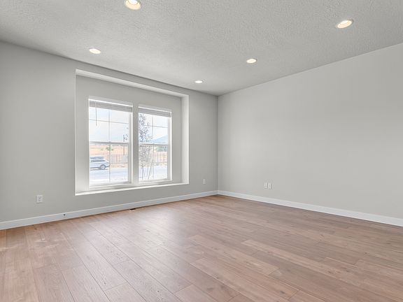 5th image of 8207 W Madison Peak Way