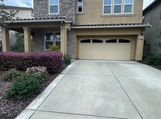 1525 Avanti Dr, Roseville, CA 95661