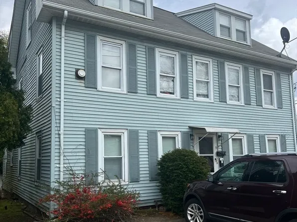 9 Gibbon St, Marlborough, MA 01752