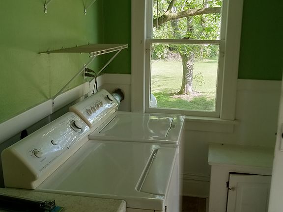 2nd image of 4341 County Road 5 NE