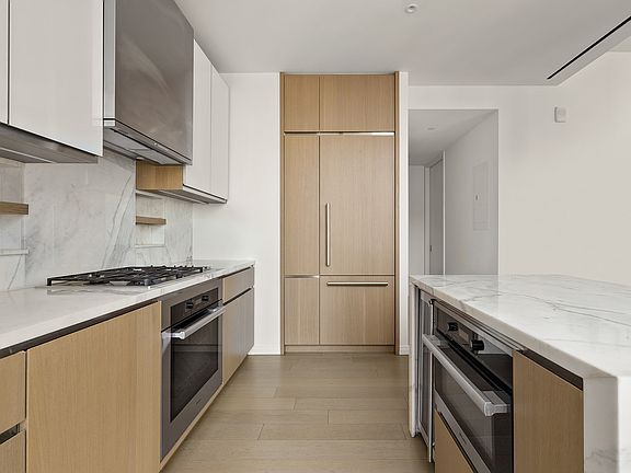 4th image of 277 5th Ave #21B