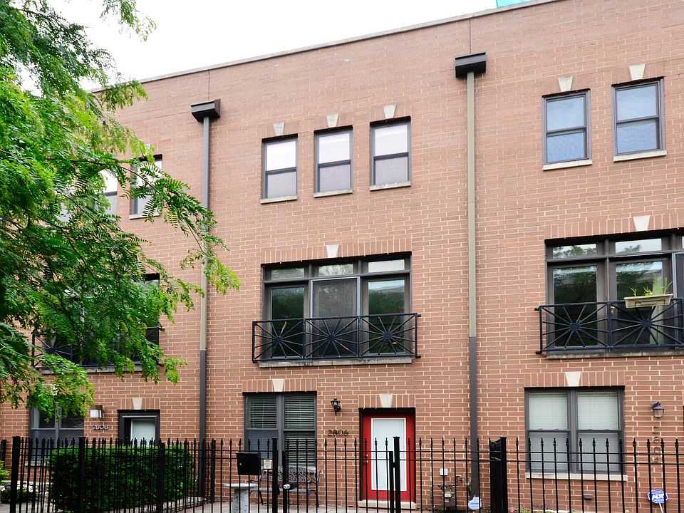 1st image of 2806 W Dickens Ave #Th