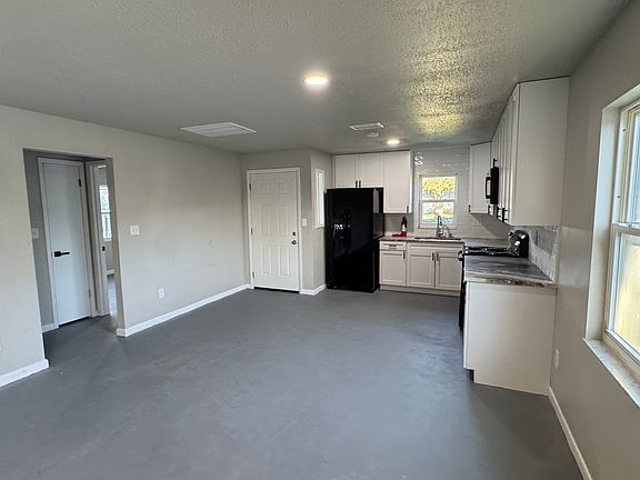 3rd image of 6038 12th St