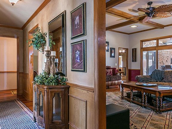 Foyer View2