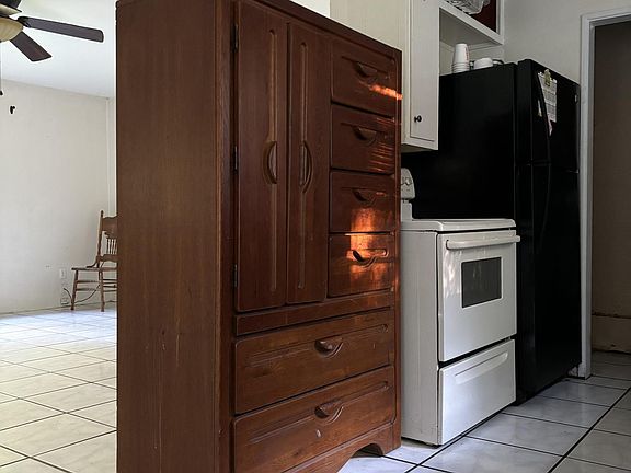 5th image of 1520 NW 55th Ter