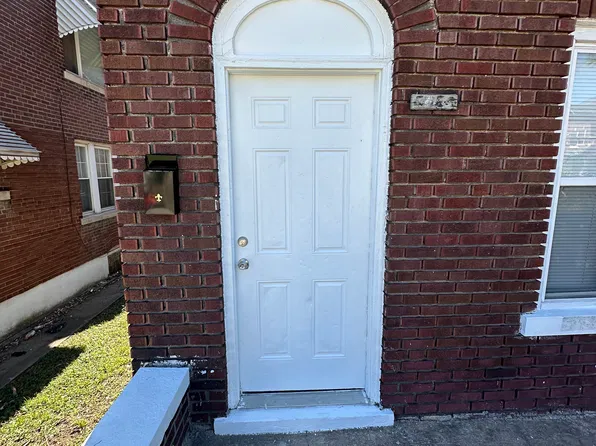 5152 Palm St #2, Saint Louis, MO 63115