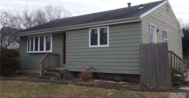 2nd image of 33 Meadowbrook Dr