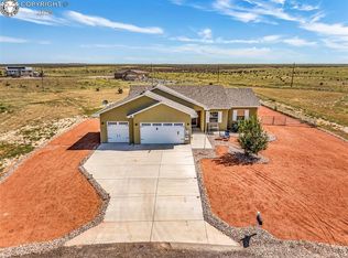 1836 N Bear Gulch Ln, Pueblo West, CO 81007