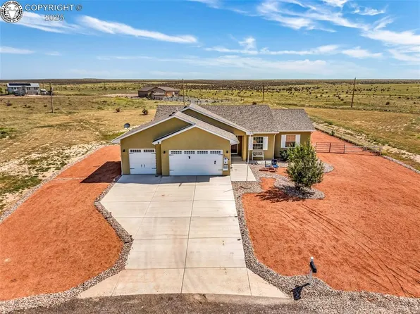 1836 N Bear Gulch Ln, Pueblo West, CO 81007
