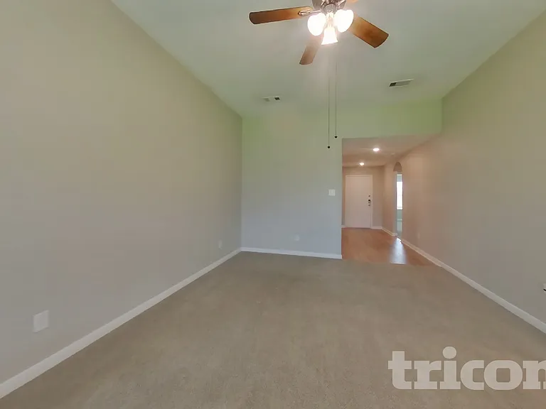 7715 Vacek Meadows Loop — Photo 2