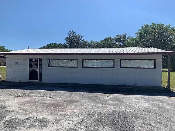 2nd image of 1431 Us Highway 301 N
