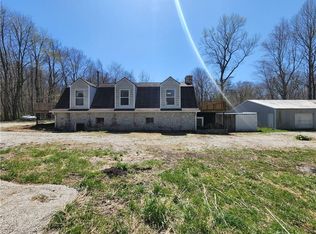 11673 S State Road 42, Cloverdale, IN 46120