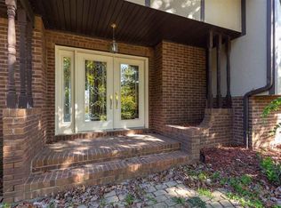 24 Deer Hollow Dr, Coal Valley, IL