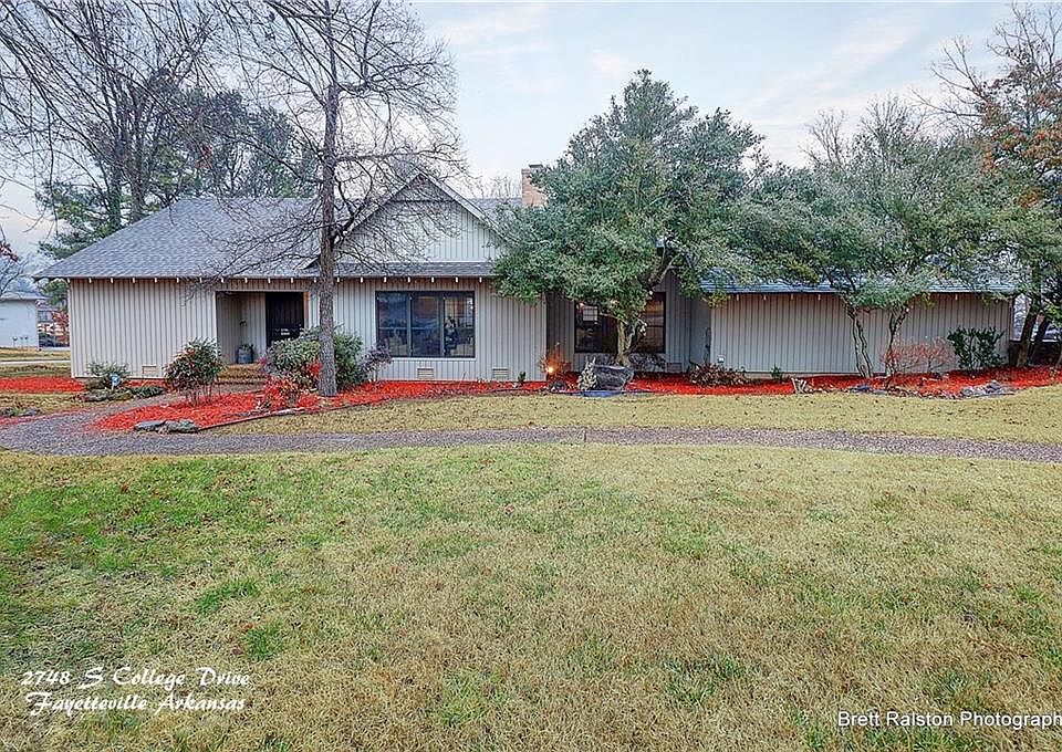 1st image of 2748 S College Dr