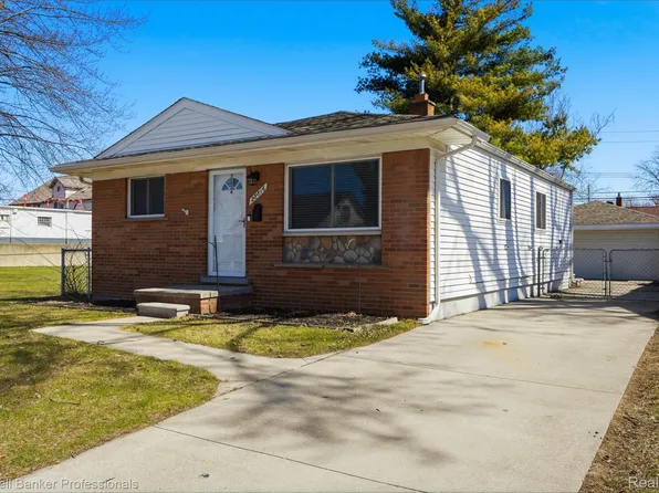 28816 Groveland St, Madison Heights, MI 48071