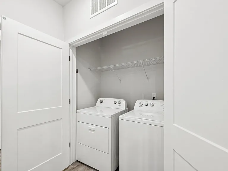 Ascend Brightleaf Apartments — Photo 13