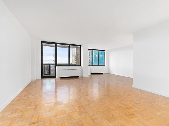 3rd image of 235 W 56th St APT 35P