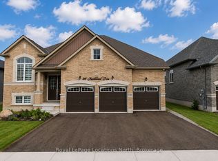 316 Ramblewood Dr, Wasaga Beach, ON L9Z2B2
