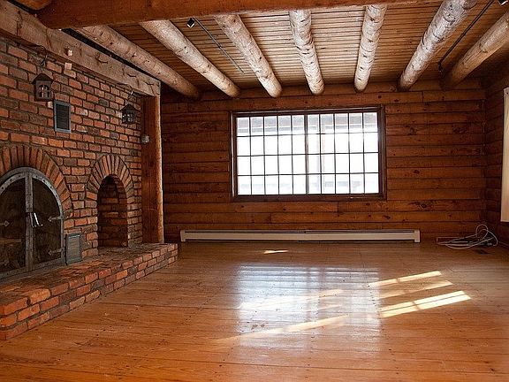 Living Room (Lake View)