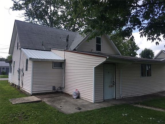 2nd image of 422 N Race St #Stw1-p8