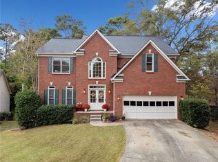 2041 Londonberry Ct, Marietta, GA 30062