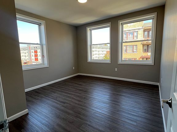 5th image of 38 Winans St APT 13