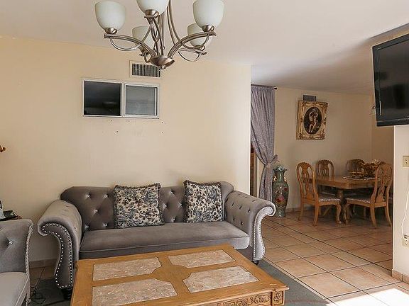 4th image of 7923 Agnes Ave Unit 14