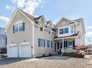 168 Royal Dr, Brick, NJ 08723