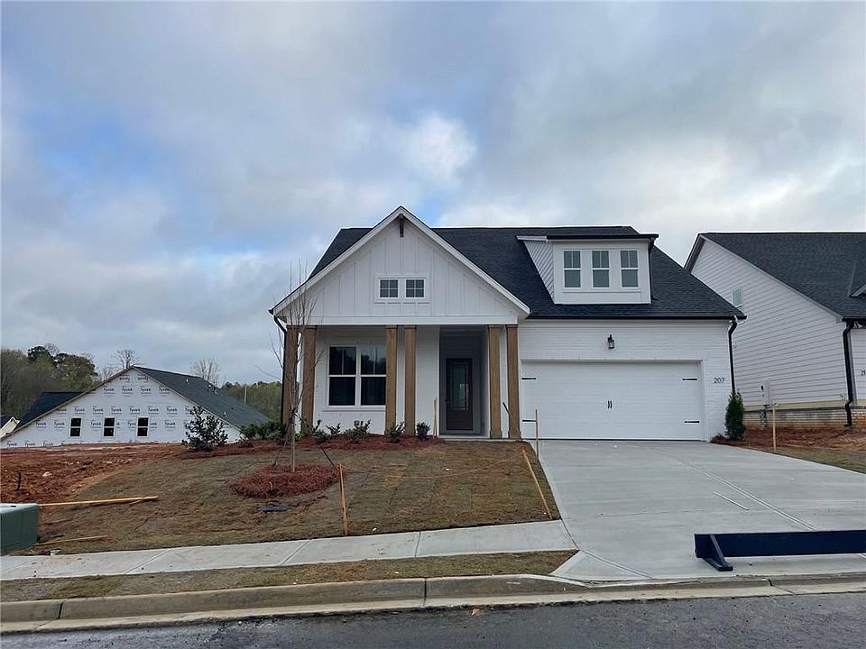 1st image of 217 Mooney Dr