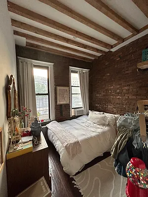 Rented by Triumph Property Group | media 9