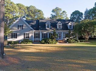 229 Skipjack Ln, Cobbs Creek, VA 23035