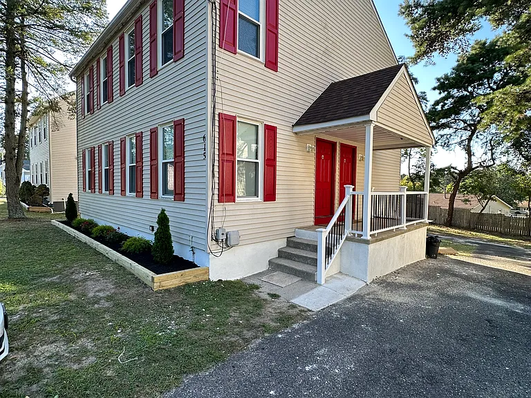 615 Jarvis Rd #B — Photo 1