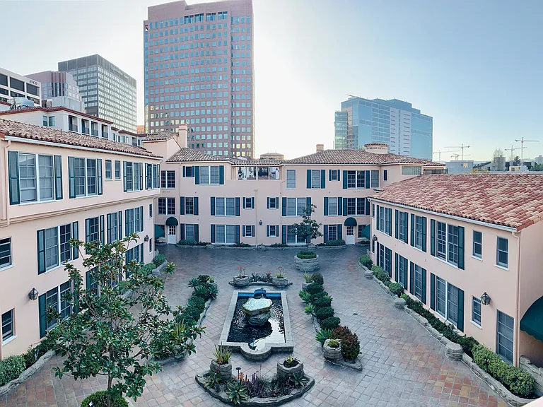 Lindbrook Manor Apartments Courtyard from a Drone